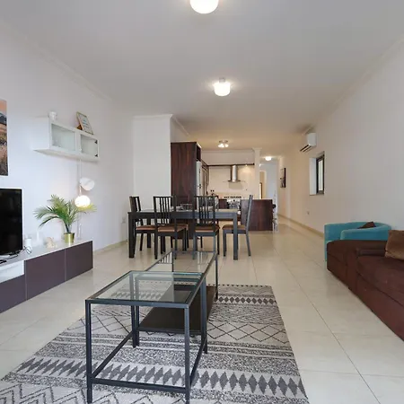 Modern 3Br Stylish & Spacious Apartment - Close To Sliema Promenade Gzira Exterior foto