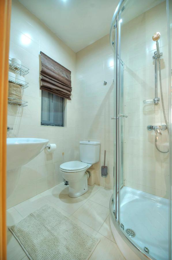 Modern 3br Stylish & Spacious - Close To Sliema Promenade *