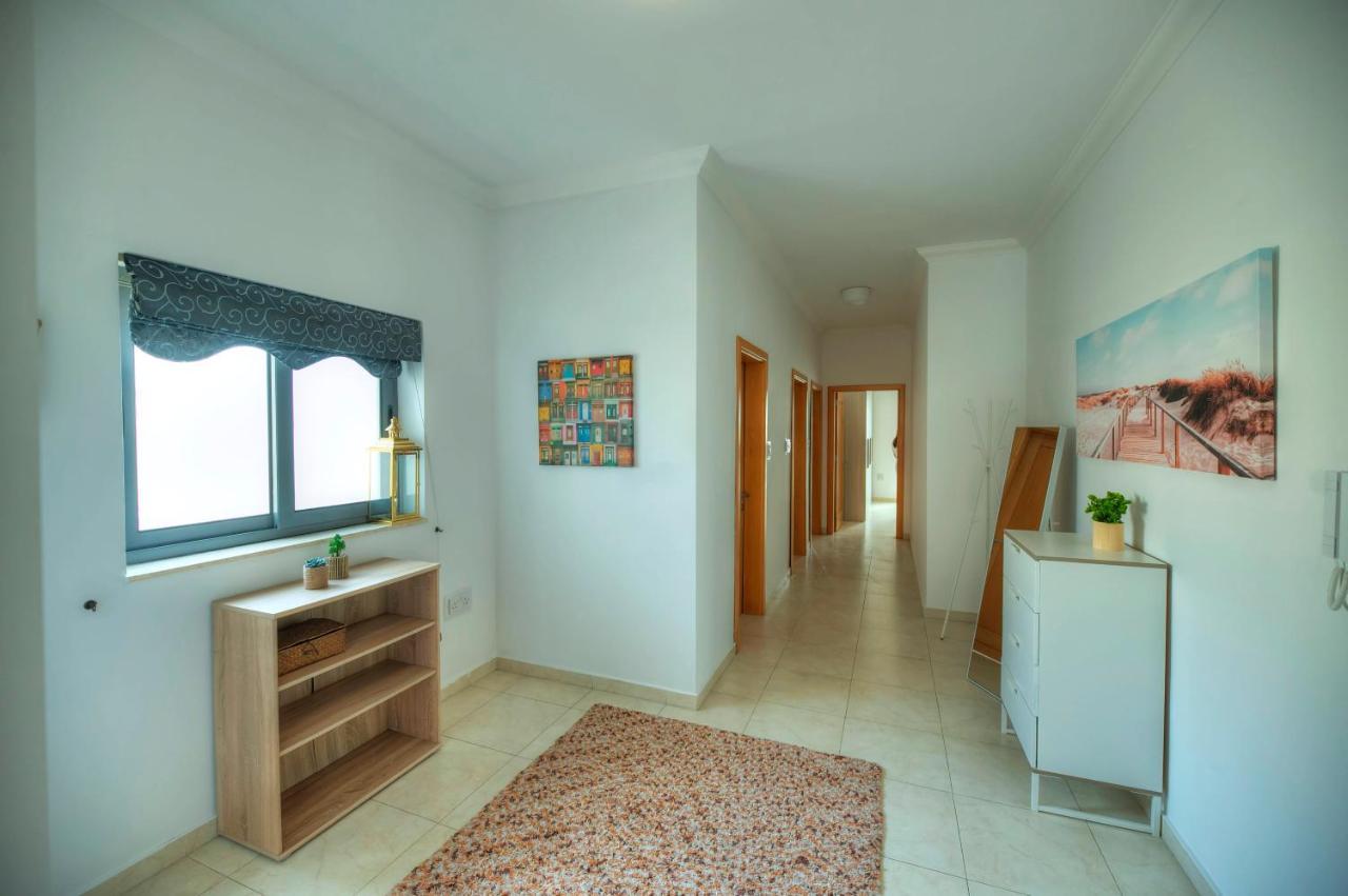 Apartment Modern 3br Stylish & Spacious - Close To Sliema Promenade