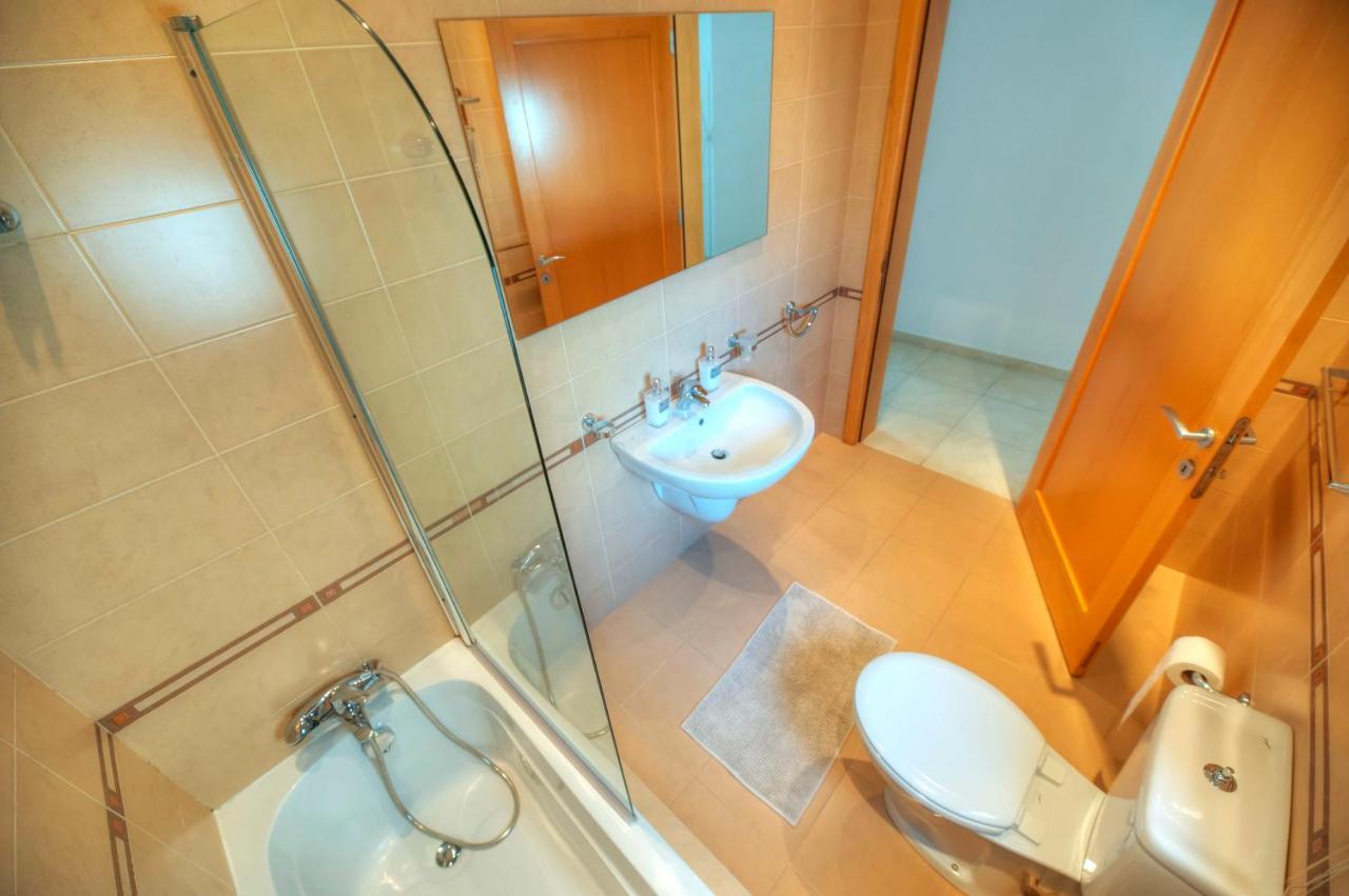 Apartment Modern 3br Stylish & Spacious - Close To Sliema Promenade *