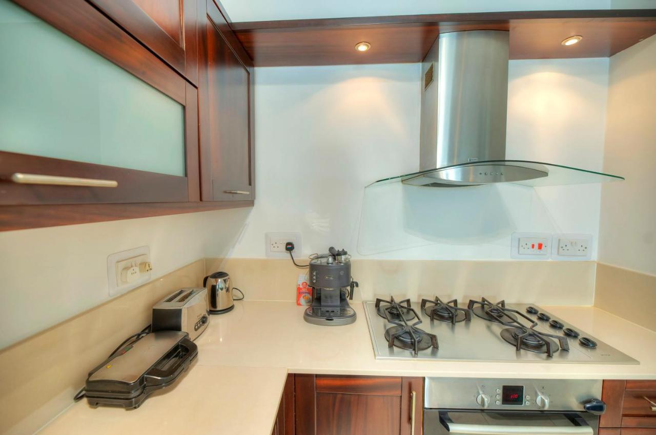 Apartment Modern 3br Stylish & Spacious - Close To Sliema Promenade