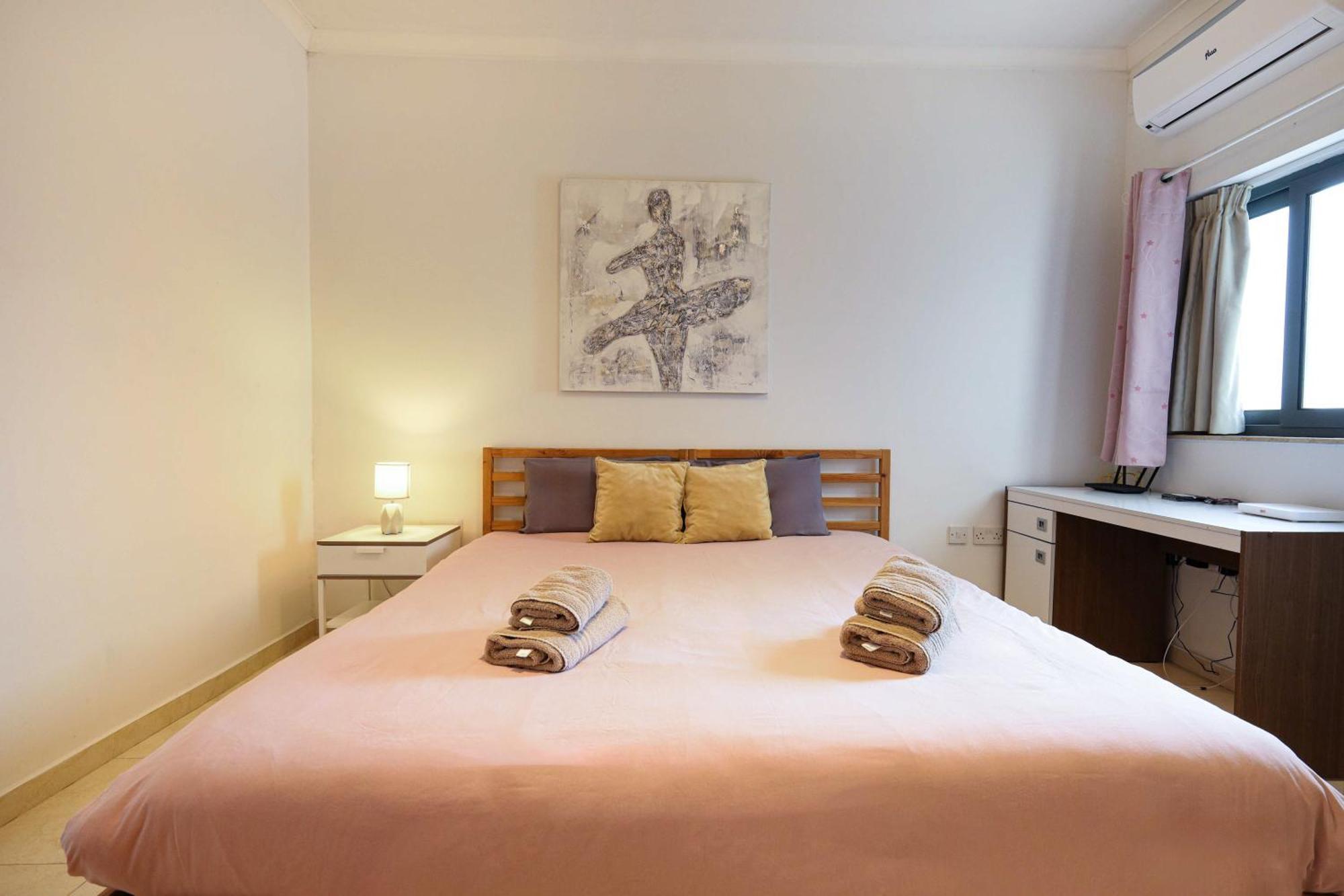 Modern 3br Stylish & Spacious - Close To Sliema Promenade