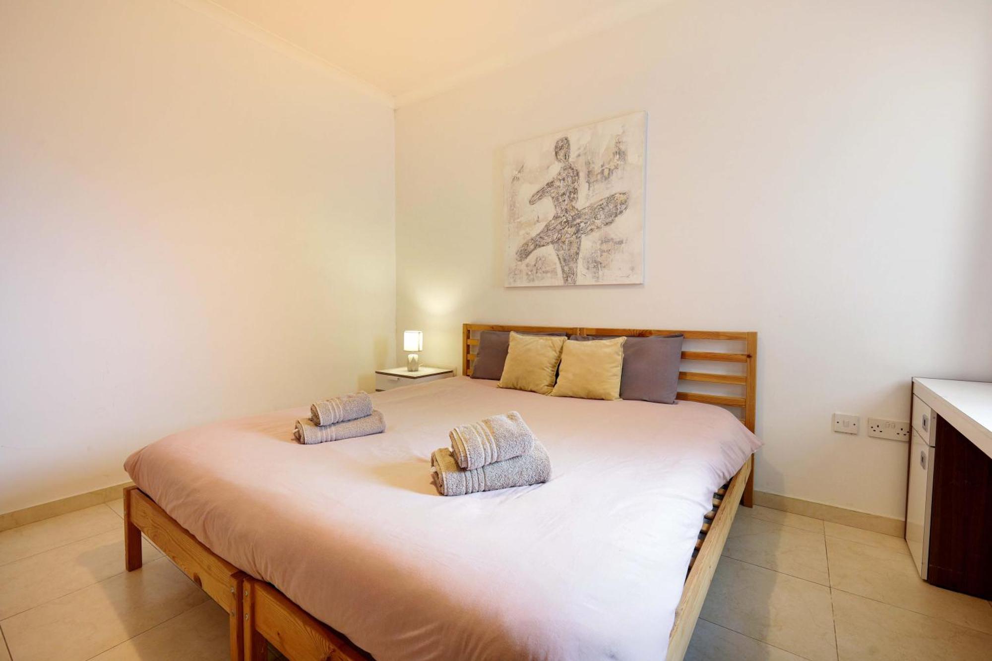 Modern 3br Stylish & Spacious - Close To Sliema Promenade Apartment *