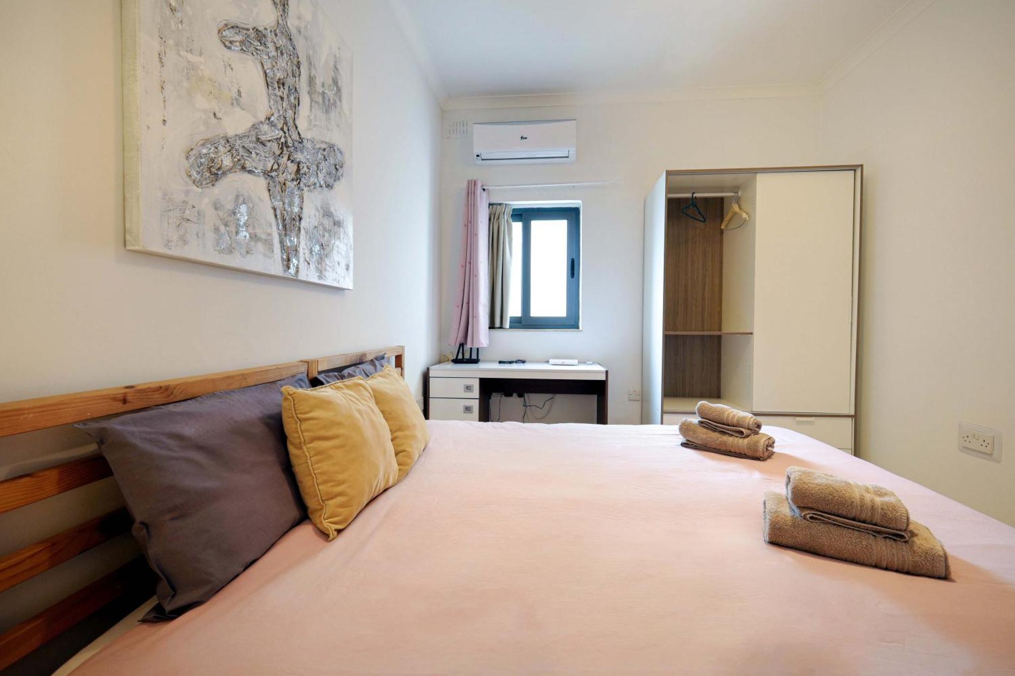 Appartement Modern 3br Stylish & Spacious - Close To Sliema Promenade *