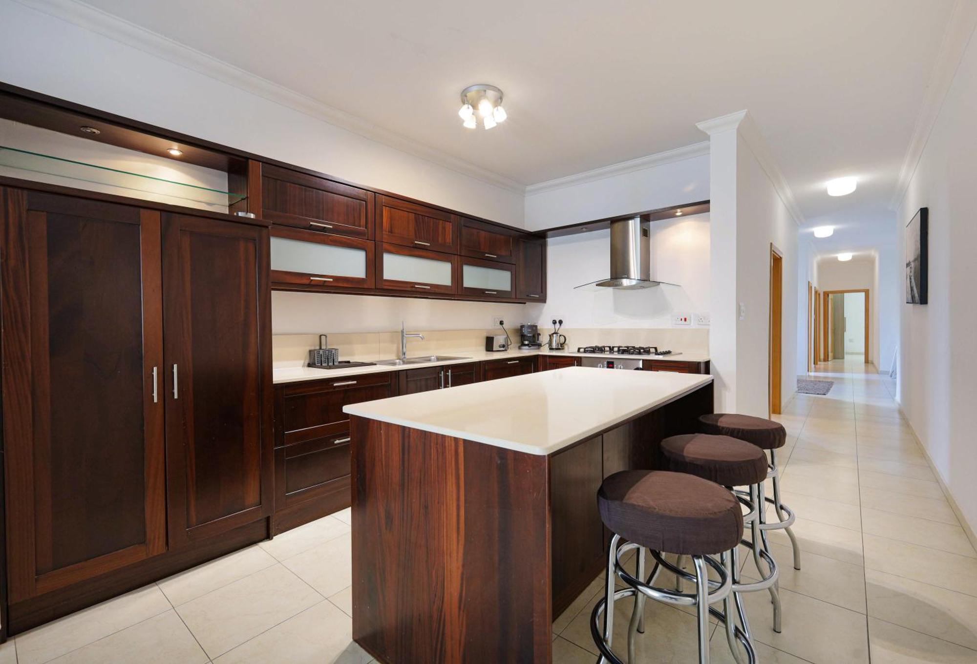 Modern 3br Stylish & Spacious - Close To Sliema Promenade * Gzira