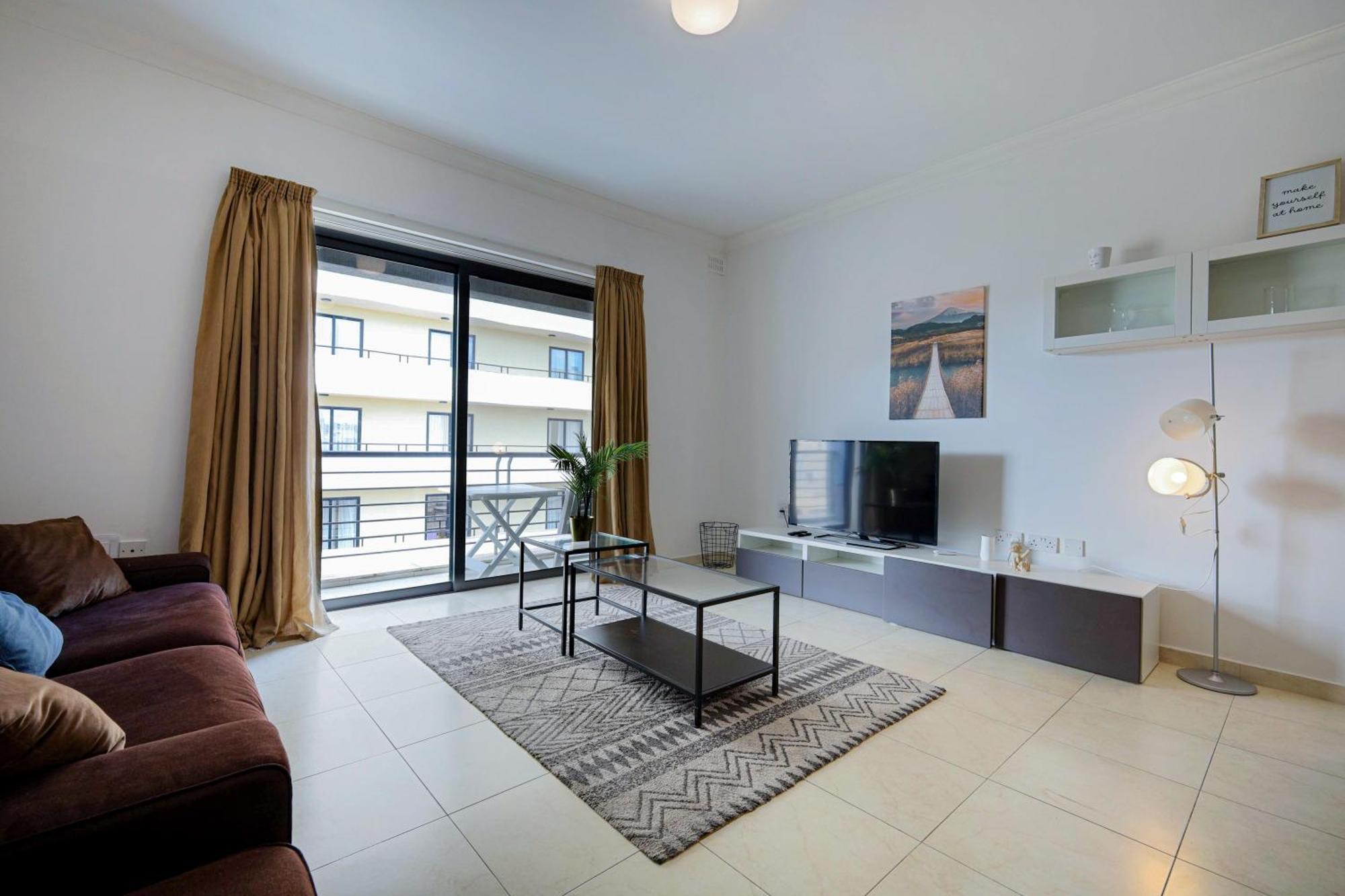 Modern 3br Stylish & Spacious - Close To Sliema Promenade